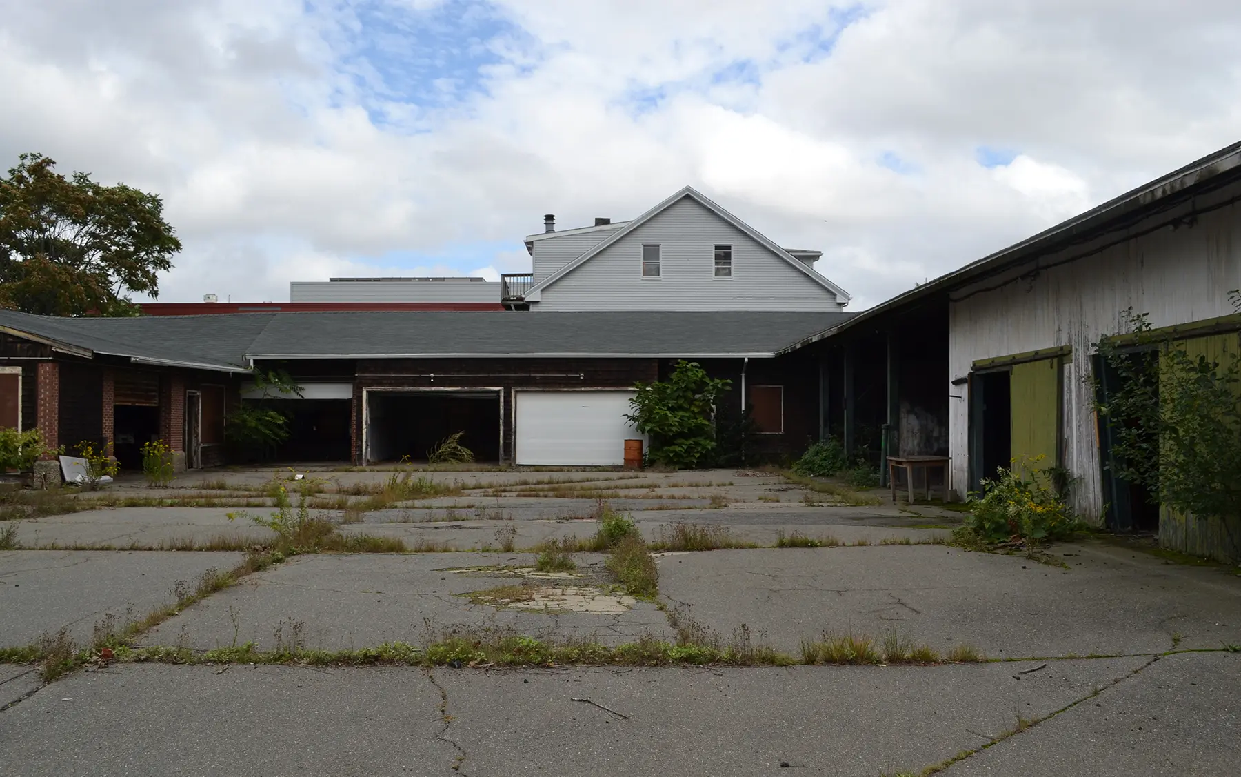 Speedway Fig 5 Forgotten Courtyard