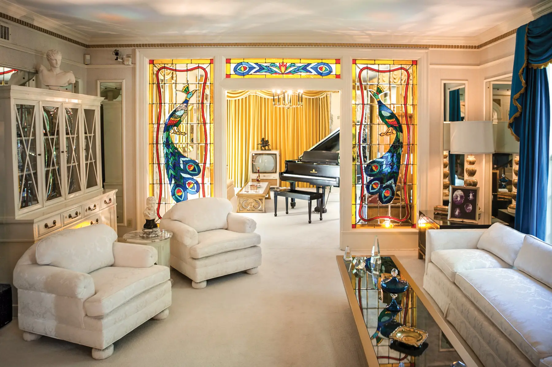 Graceland piano