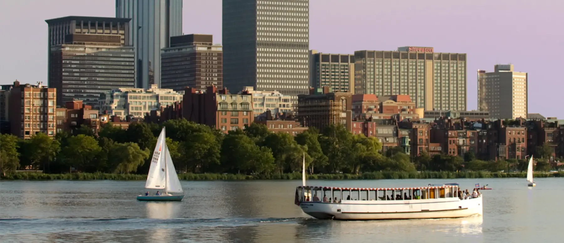 Arch Cruises banner