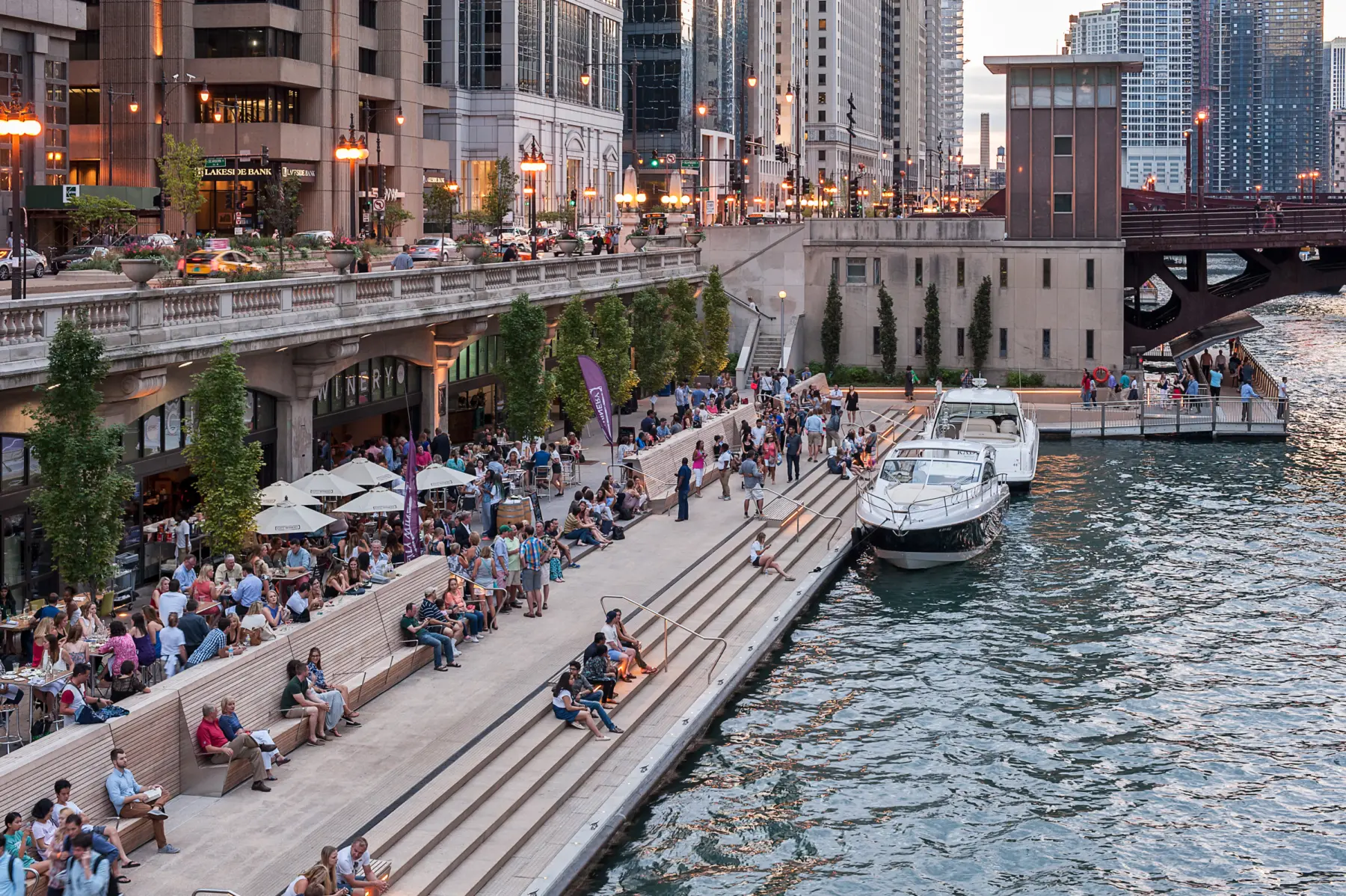 Sasaki Chicago Riverwalk2