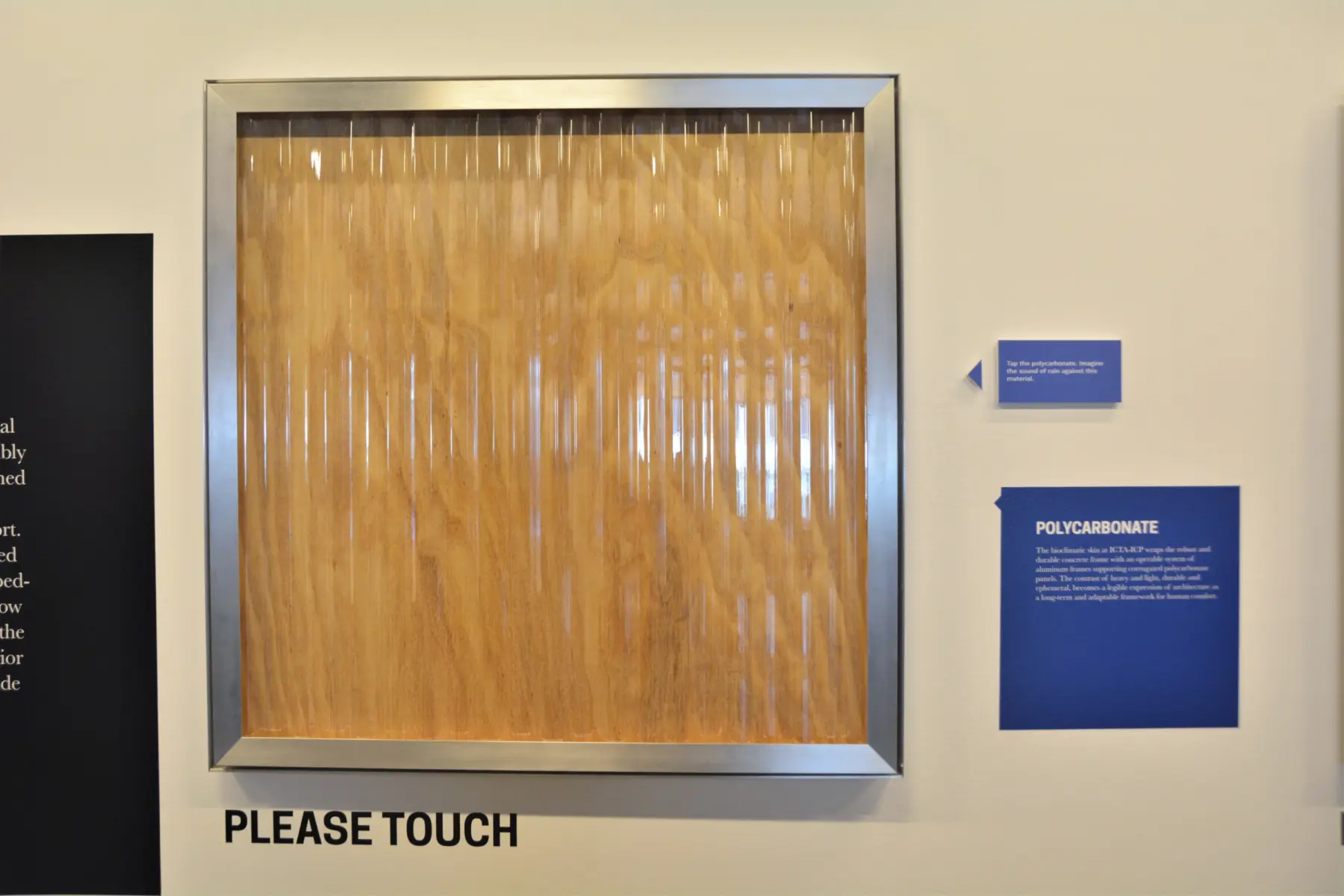 Panel poly