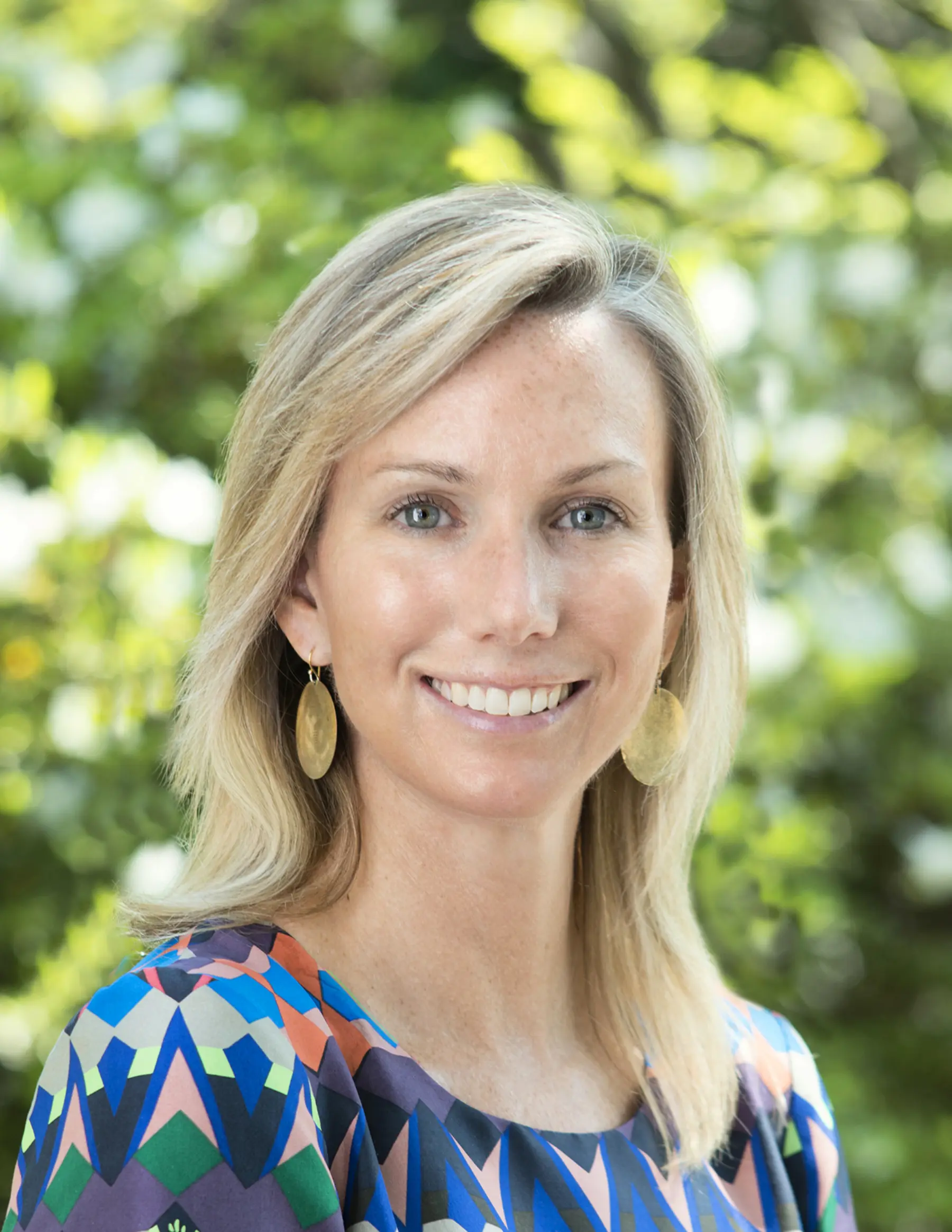 Sarah Hotchkiss headshot